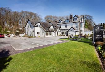 Hawksmoor Guest House allows 18 year olds to book a room