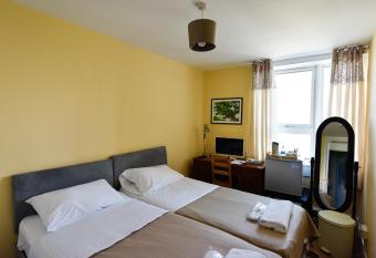 Bray Guest Rooms allows 18 year olds to book a room