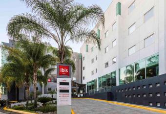 Ibis Guadalajara Expo has Balcony rooms
