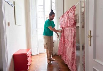 Onefam Centro has Balcony rooms