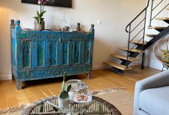 Le Mas Saint Philippe allows 18 year olds to book a room