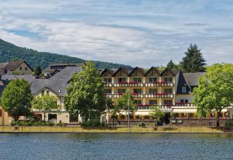 Moselstern Hotel Fuhrmann allows 18 year olds to book a room