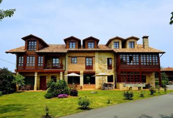 Hotel Casona De Tresali has Balcony rooms