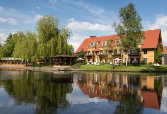 Hotel Strandhaus - Boutique Resort & Spa has Balcony rooms