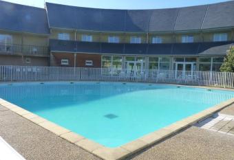 Appartement de 30m2 dans R  sidence    proximit   d Honfleur allows 18 year olds to book a room