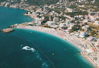 Apartment Melina has Balcony rooms