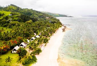 Tambua Sands Beach Resort allows 18 year olds to book a room