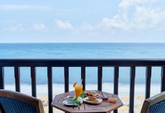 Kelly Hotel has Balcony rooms