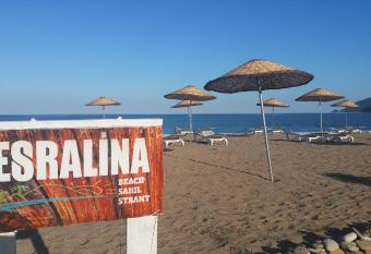 Esralina Pension has Balcony rooms