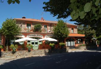 Locanda Zacco has Balcony rooms