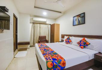 FabHotel Leela Grand Inn allows 18 year olds to book a room