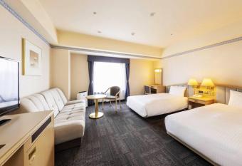 Hotel Sapporo Garden Palace has Smoking rooms