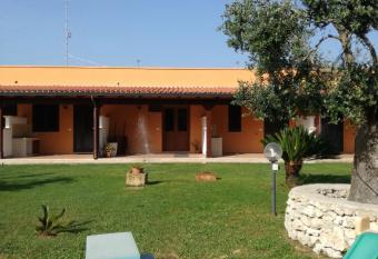 Il Casale di zio Marco has Balcony rooms