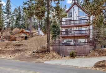 Bear Mountain Chalet-639 by Big Bear Vacations has Balcony rooms