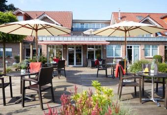 Hotel Waldblick Deppe allows 18 year olds to book a room