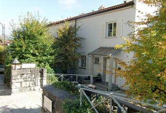 G  stehaus Sankt Ulrich allows 18 year olds to book a room