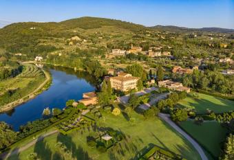 Villa La Massa has Balcony rooms