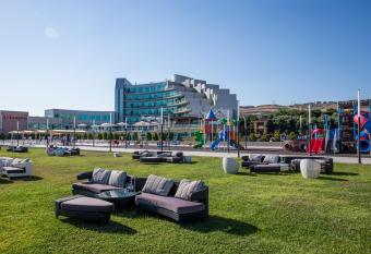 Ramada by Wyndham Baku has Smoking/Balcony rooms