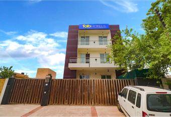 FabExpress King s One allows 18 year olds to book a room