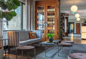 Hotel Astoria, Best Western Signature Collection has Balcony rooms