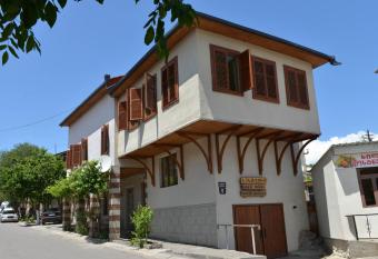 Happy Holiday has Balcony rooms