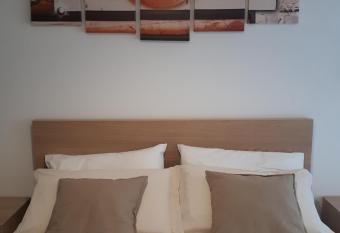 SoleLuna Fiera 6 Rooms has Balcony rooms