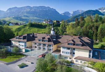 Hotel Hof Weissbad has Balcony rooms