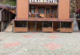 Efnan Motel has Balcony rooms