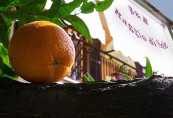 B&B Raggio Di Sole has Balcony rooms