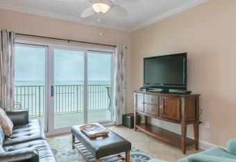 Seawind Condominiums has Balcony rooms