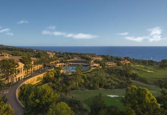The Resort at Pelican Hill has Balcony rooms