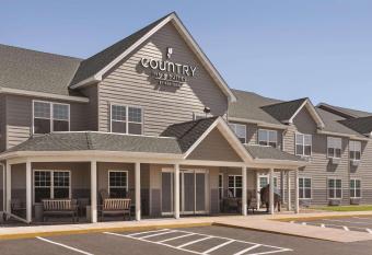 Country Inn & Suites by Radisson, Buffalo, MN allows 18 year olds to book a room