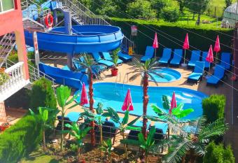 Complex Terra Verde has Balcony rooms