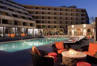 Hyatt Palm Springs has Balcony rooms