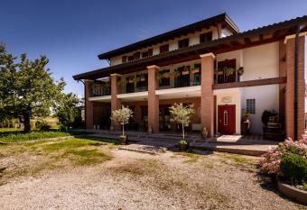 Agriturismo Nonis has Balcony rooms