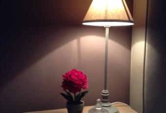  Southfield : Stylish & Quiet in Bruges allows 18 year olds to book a room