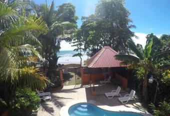 La Dolce Vita has Balcony rooms