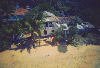 Vienna Beach Villa has Balcony rooms