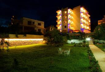 Sagini Boutique Hotel has Balcony rooms