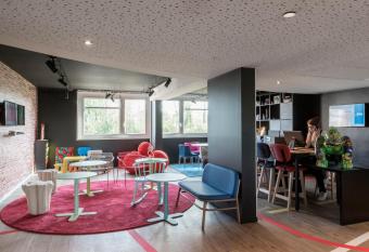 ibis Styles Lyon Bron Eurexpo has Balcony rooms