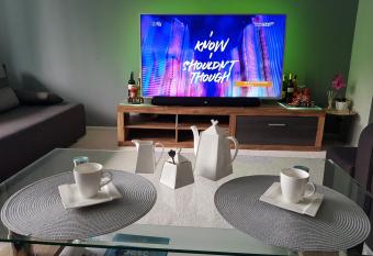 Apartament PLUSH Studio has Balcony rooms