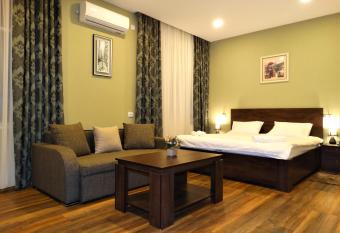 Hotel Boutique IVERIA has Balcony rooms