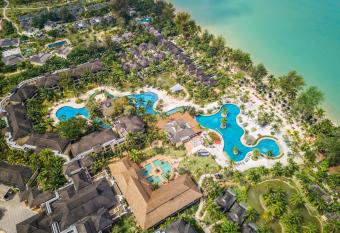 ROBINSON KHAO LAK has Balcony rooms