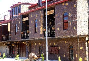 mesxuri oda (BUXO) has Balcony rooms