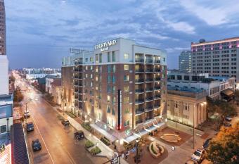 Courtyard by Marriott Baton Rouge Downtown has Balcony rooms