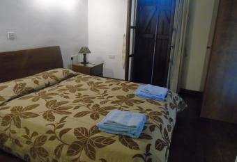 Enipnion Apartments allows 18 year olds to book a room