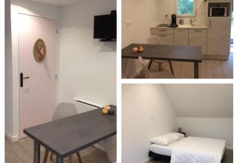 Le G  te Chambord  has Balcony rooms