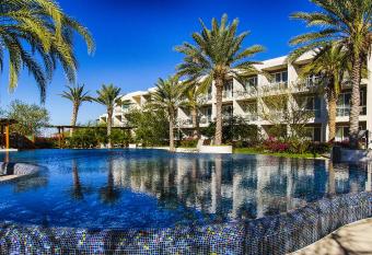 Hotel Indigo La Paz Puerta Cortes By IHG allows 18 year olds to book a room