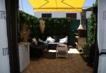 Room Complex Bungamar has Balcony rooms