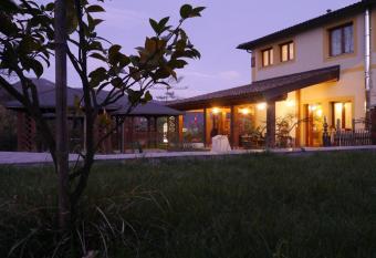 Hotel Sonno D Autore allows 18 year olds to book a room